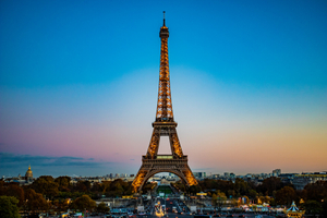 摄图网_501349167_banner_法国巴黎埃菲尔铁塔（企业商用）.jpg